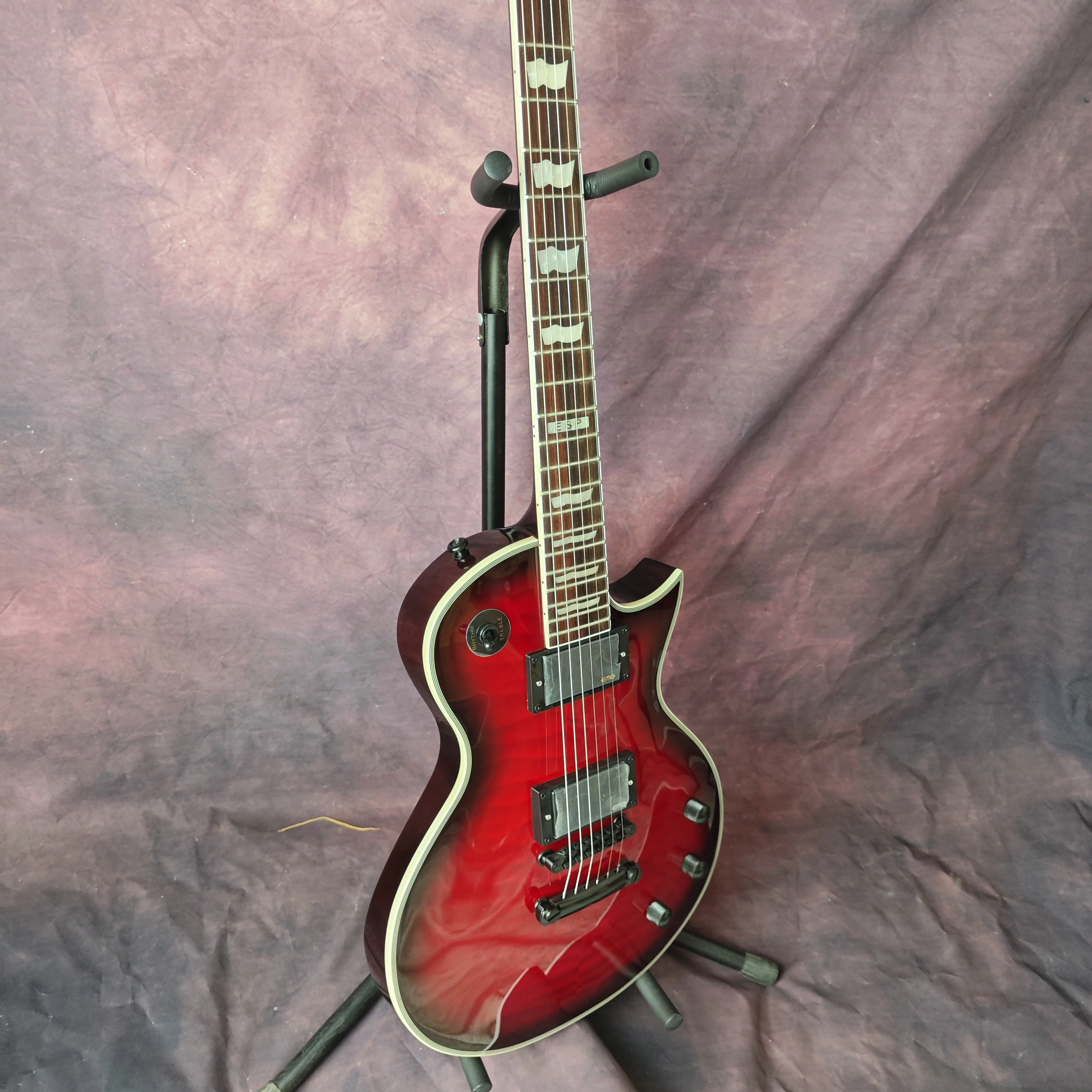 ESP vörös nagy virág elektromos gitár, bolyhos juhar top, barackvirág fa test, rózsa fa fingerboard, testreszabott gyári - 3